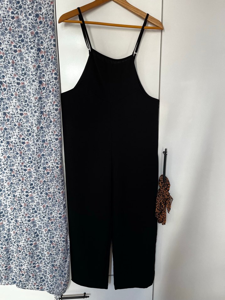 Siyah Askılı Salaş Tulum - Görsel 3