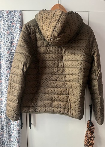 Kapüşonlu Haki Yeşili  Fermuarlı Kadın Şişme Mont - Görsel 4