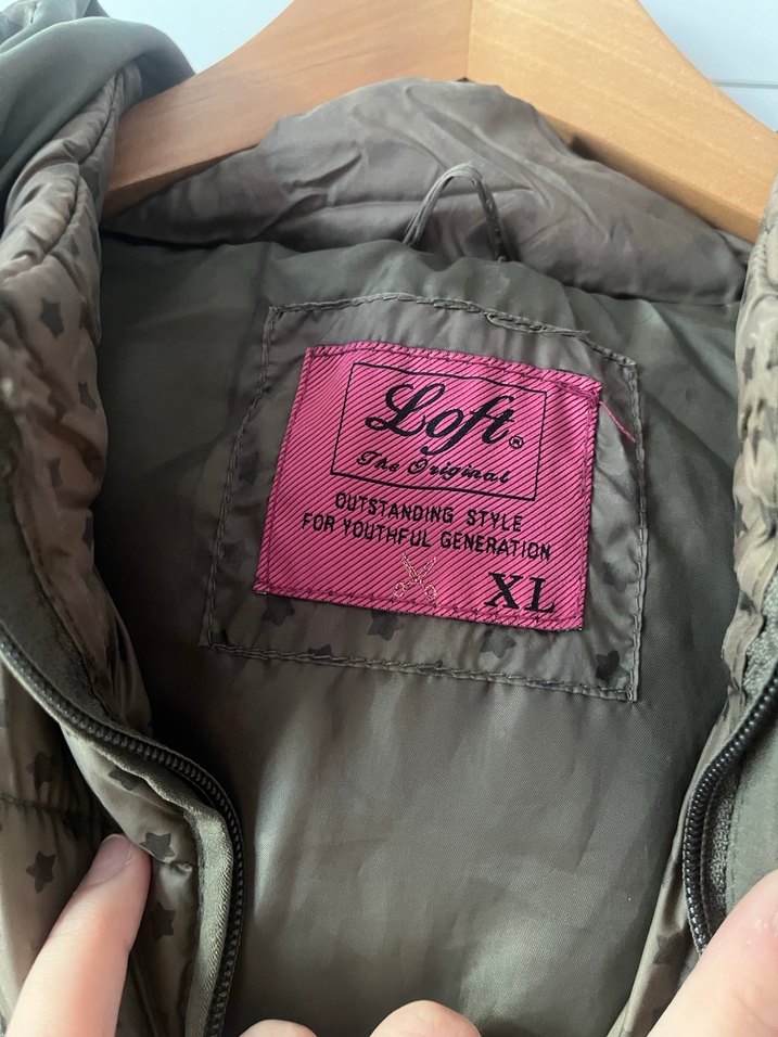 Kapüşonlu Haki Yeşili  Fermuarlı Kadın Şişme Mont - Görsel 2