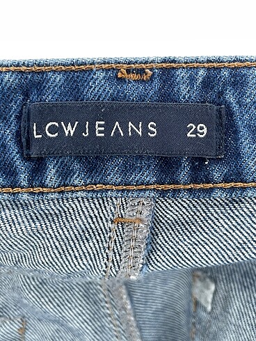 29 Beden mavi Renk LC Waikiki Jean / Kot %70 İndirimli.