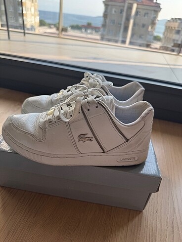 Lacoste marka 38 numara sneaker