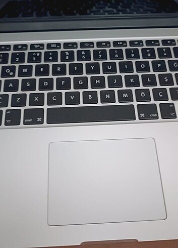  Beden 2013 model Apple Mac pro Laptop 