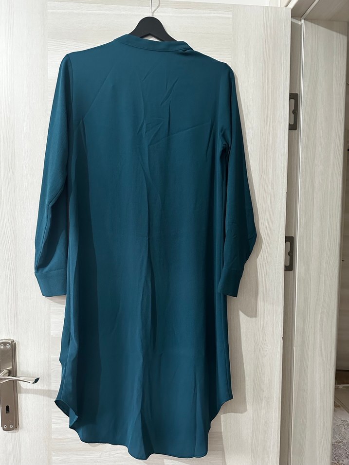 Düğmeli Uzun Turkuaz Kadın Tunik - Görsel 3