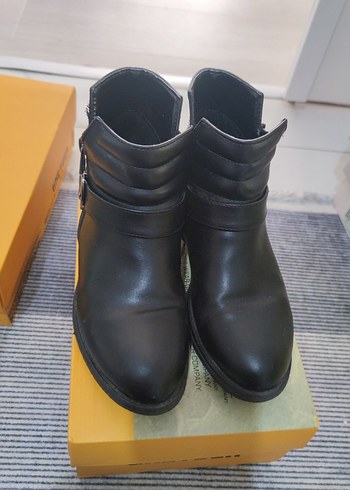 Diğer Siyah Deri Tokalı Biker Kadın Bot