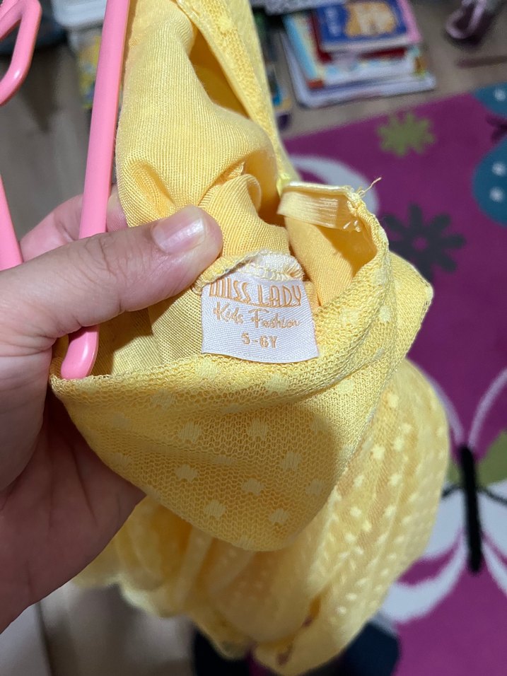 Sarı Kız Çocuk Uzun Kollu Fırfırlı Elbise - Görsel 4