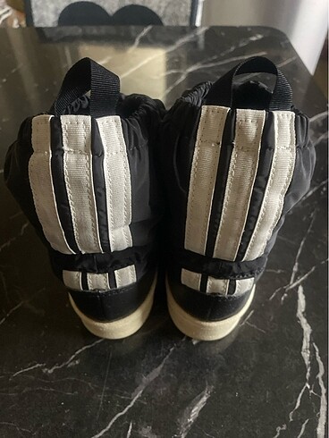 Adidas Spor bot içi polarlı