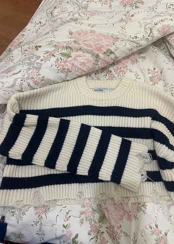 Çizgili Beyaz Triko Kadın Kazak - Görsel 2