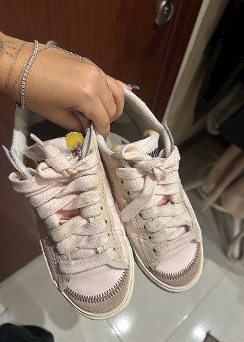 Pembe Bağcıklı Kadın Spor Ayakkabı - Görsel 2