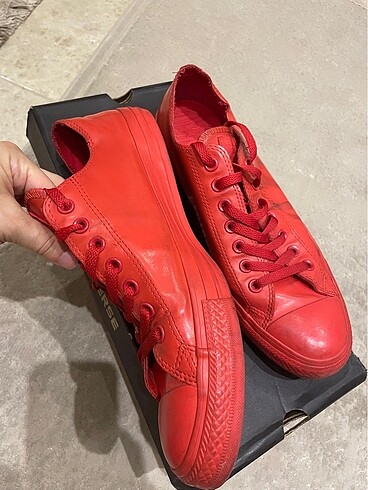 44 Beden kırmızı Renk Converse Kırmızı