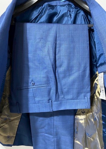 Erkek Mavi Düğmeli Klasik Takım Elbise - Görsel 2