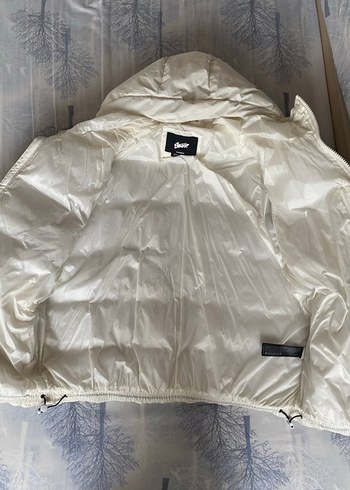 Beyaz Fermuarlı Kışlık Mont - Görsel 2