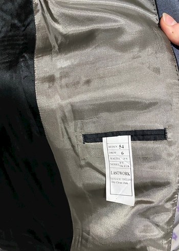 Erkek Gri Düğmeli Ofis Takım Elbise - Görsel 3