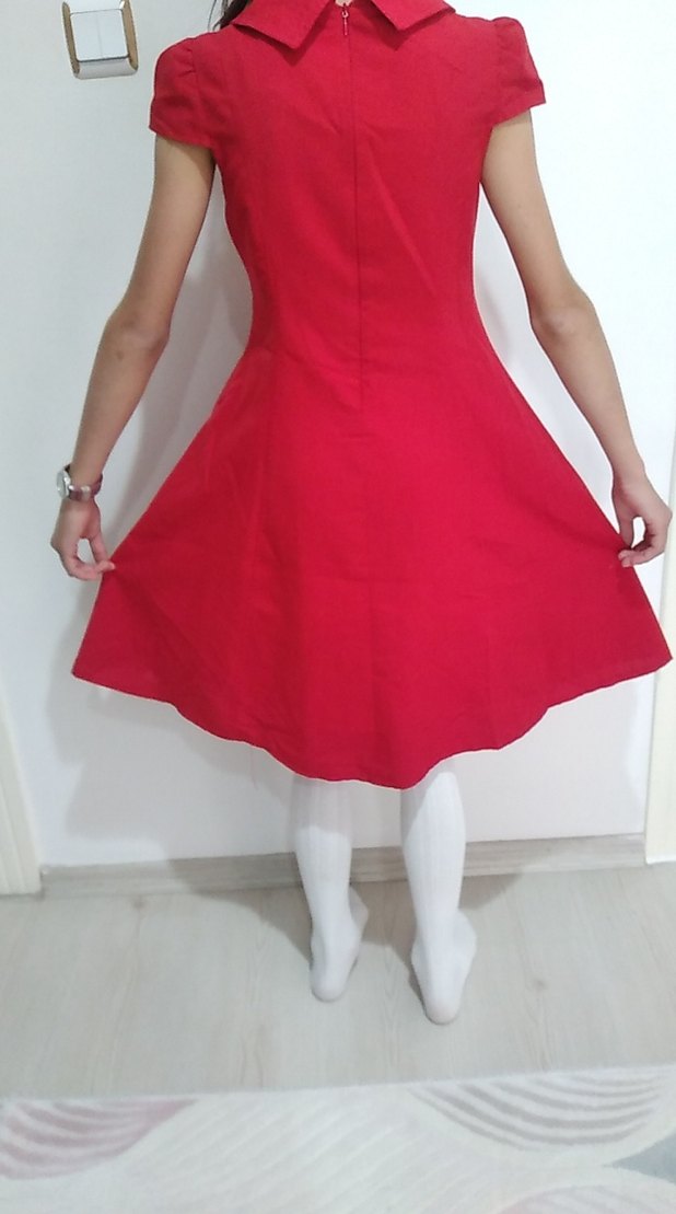 Kırmızı Pilili Kız Çocuk Elbisesi - Görsel 2