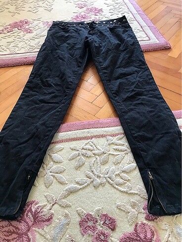s Beden siyah Renk Batik 36 beden likralı kot