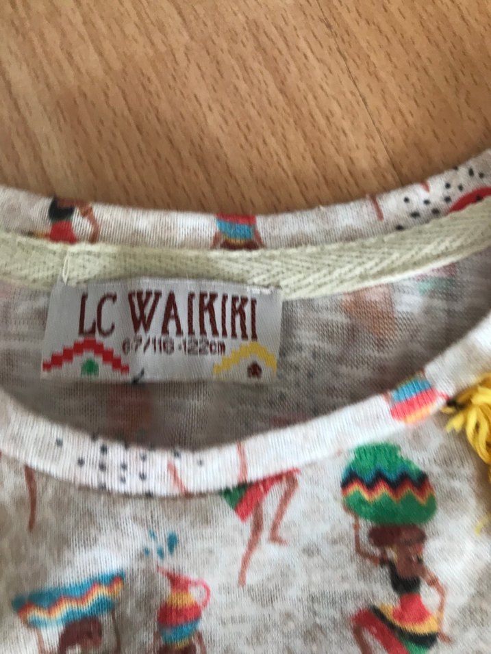 Kız Çocuk Renkli Baskılı Fırfırlı Bluz - Görsel 2