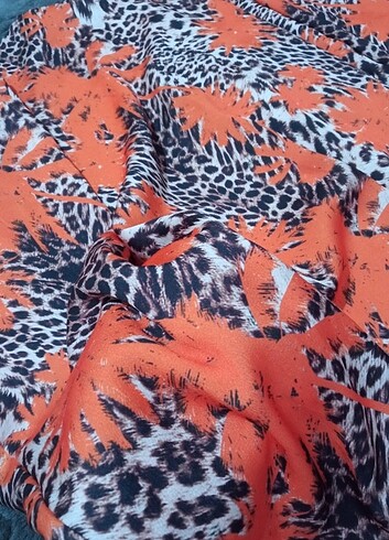 Zara Leopar desenli turuncu saten elbise