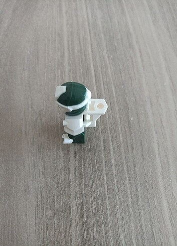  Lego Ninjago Lloyd minifigür 