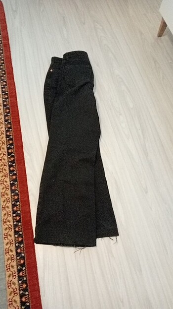 42 Beden siyah Renk likrasız kot pantolon bol paça