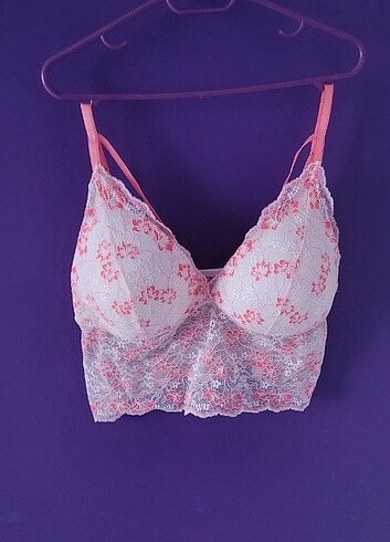 Dolgusuz dantelli bralet