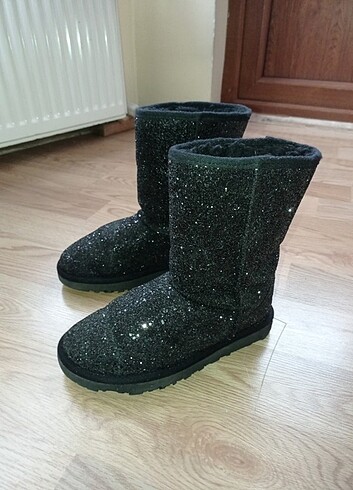 Parlak Ugg