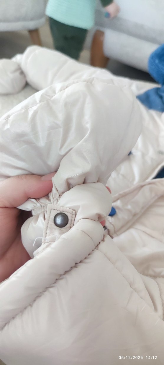 Kız Bebek Beyaz Kürklü Kar Tulumu - Görsel 4