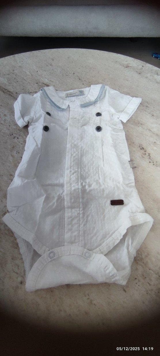 Düğmeli Kısa Kollu Bebek Tulum - Görsel 2