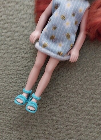 Barbie bebek