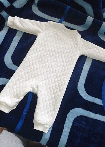 Renkli Baskılı Beyaz Bebek Tulum - Görsel 6