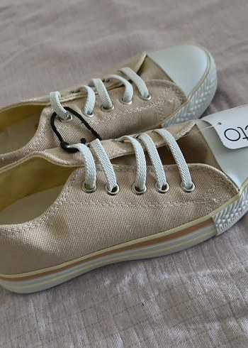 Bej Kız Çocuk Elastik Bağcıklı Spor Ayakkabı - Görsel 3