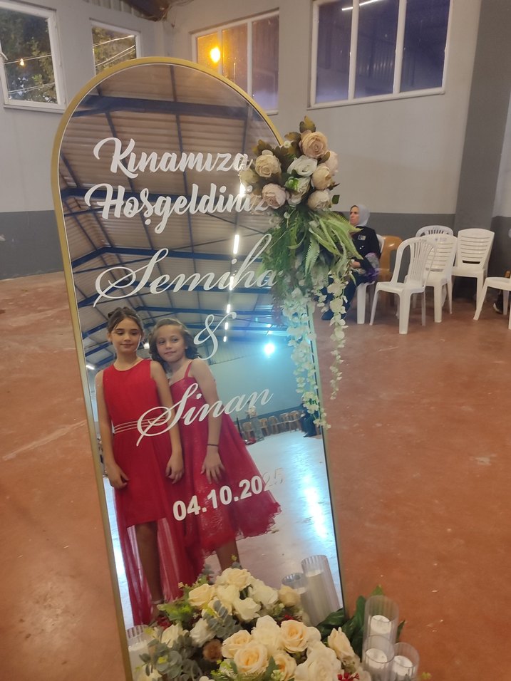 Etnik Desenli kırmızı Çocuk Abiye Elbise - Görsel 2