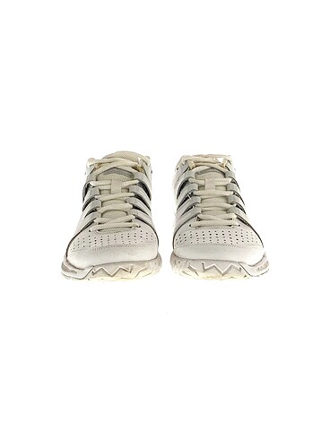 38 Beden Nike Spor Ayakkabı %70 İndirimli.