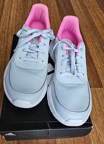 Adidas kadın spor ayakkabı 