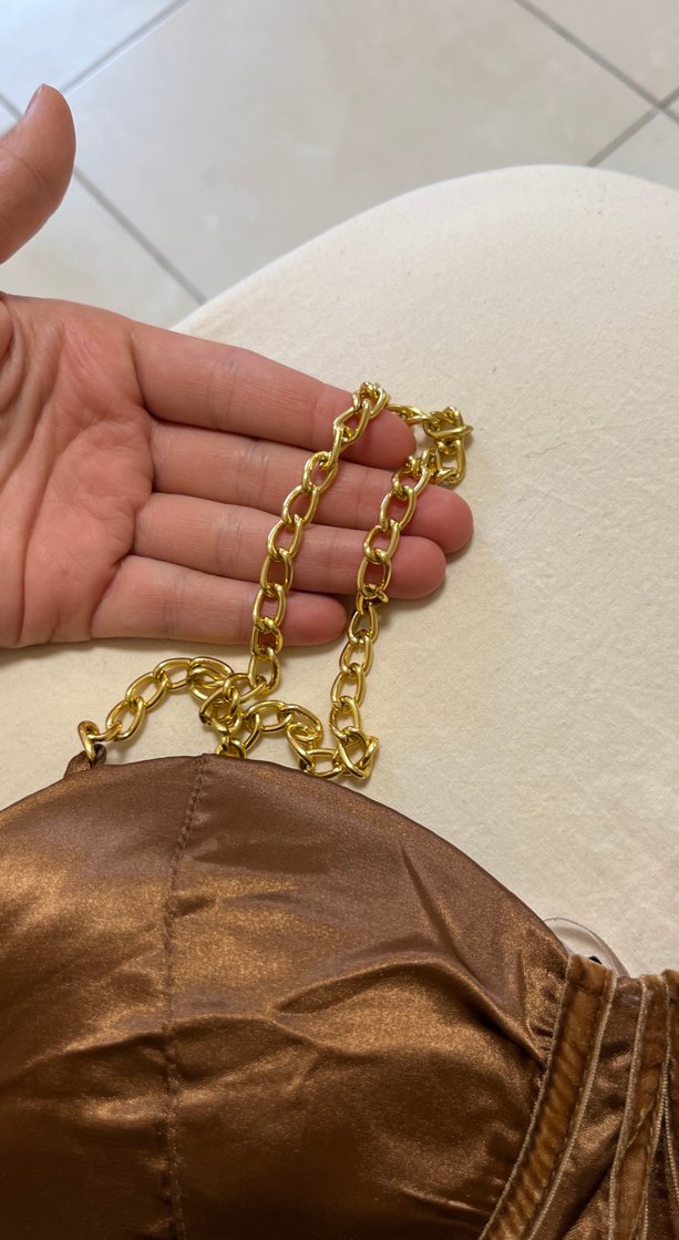 Zincir Detaylı Parlak Kahverengi Straplez Büstiyer - Görsel 3