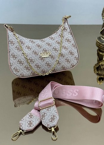 Guess Kadın Pembe Baskılı Omuz Çantası