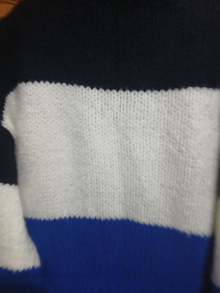 Mavi Çizgili Boğazlı Triko Kazak - Görsel 2