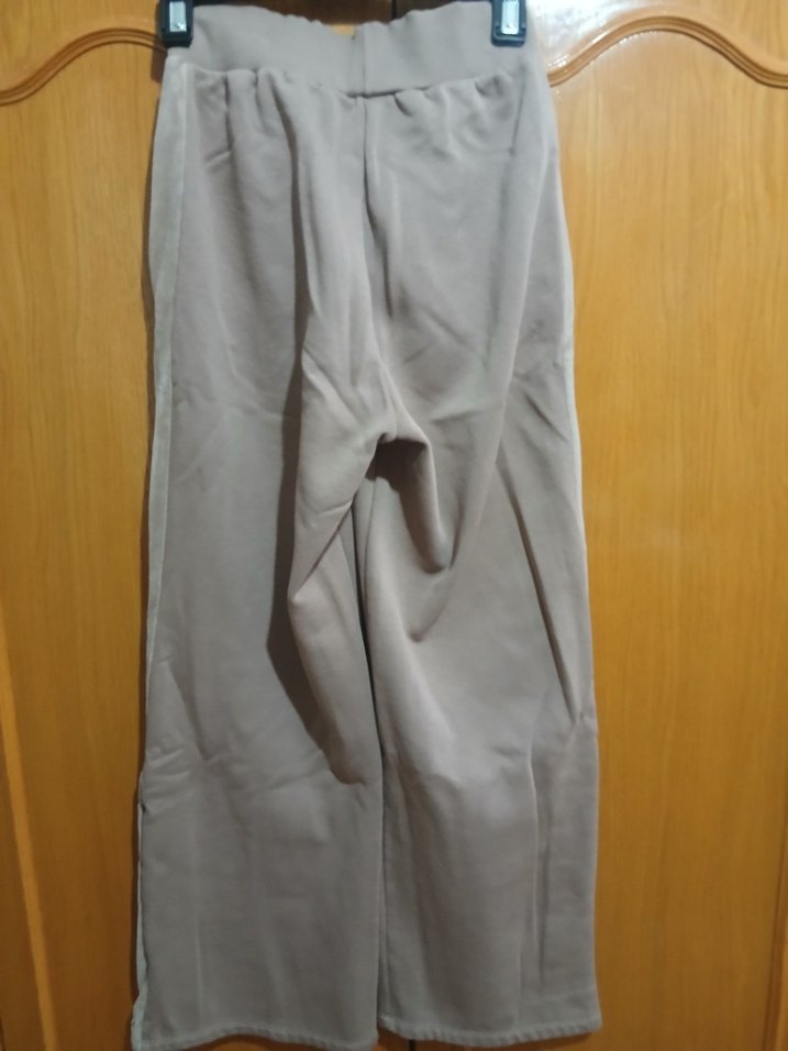 paçaları düğmeli Bej eşofman altı - Görsel 3