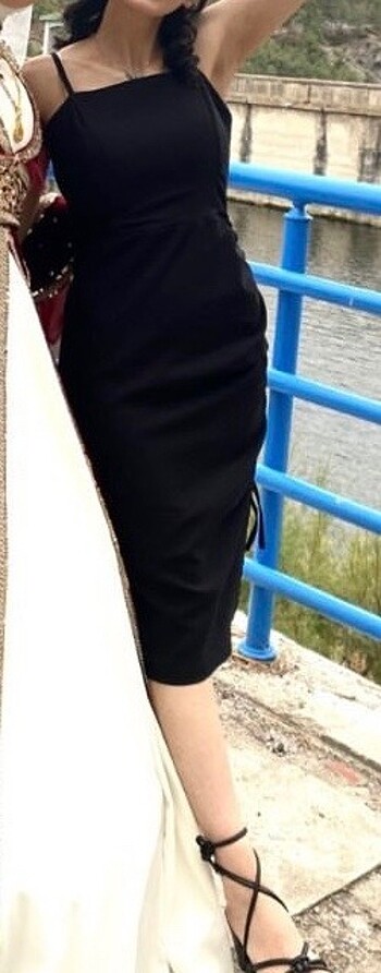 s Beden Trendyol Milla midi boy gece elbisesi