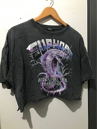 Bershka ejderha baskılı tişört