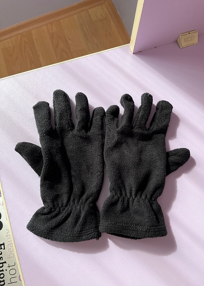 Siyah eldiven - Görsel 2