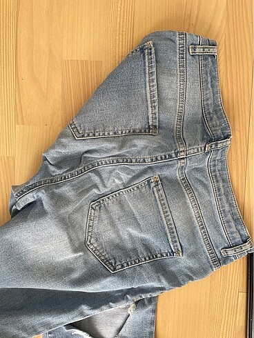 s Beden Boyfriend Jean