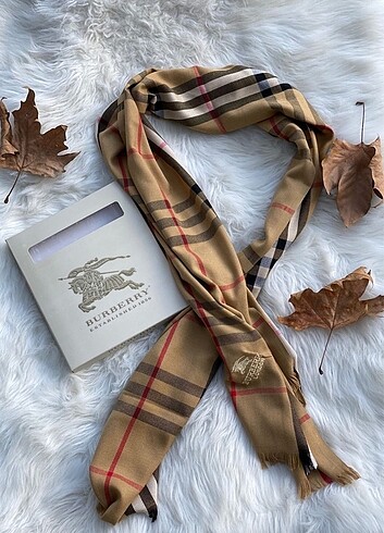 Burberry desen yün ipek şal