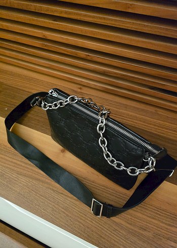 MANGO ÇANTA
Klasik Siyah Deri Kadın Çanta - Görsel 2