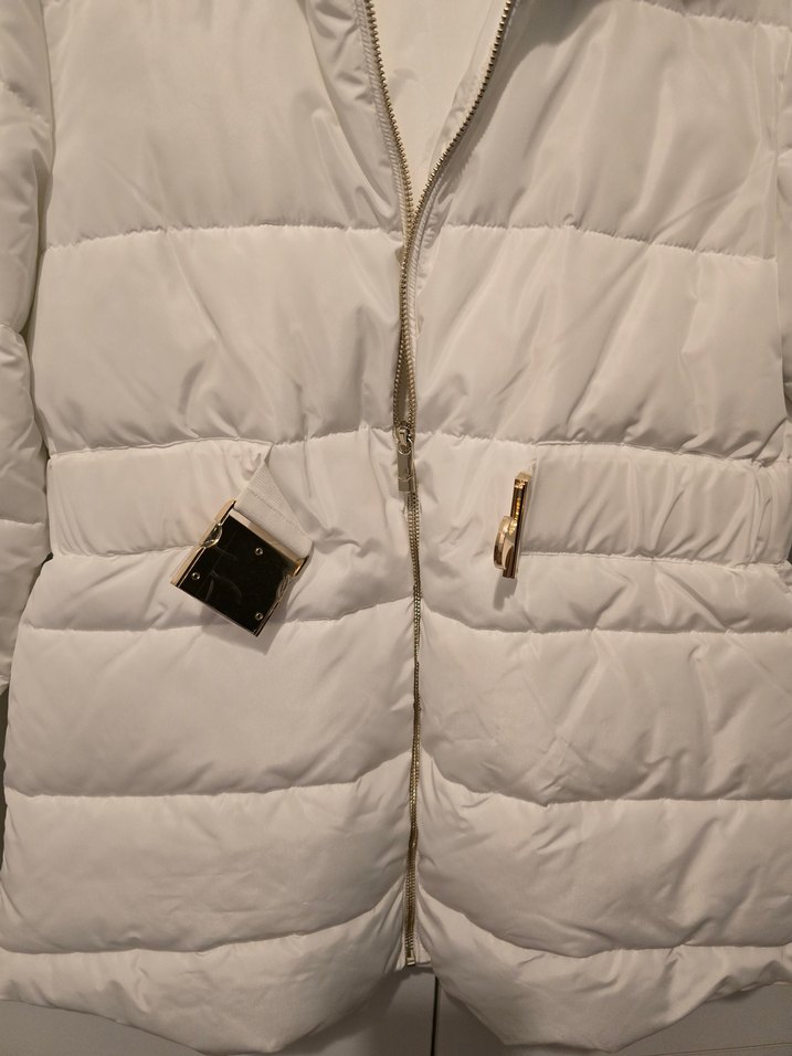 Beyaz Kemerli Kadın Kışlık Mont - Görsel 3