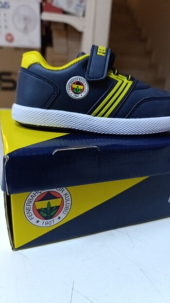 Kinetix Sıfır Fenerbahçe lisanslı çocuk ayakkabı sı