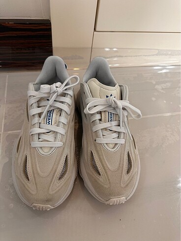 38 Beden ten rengi Renk Adidas ayakkabı