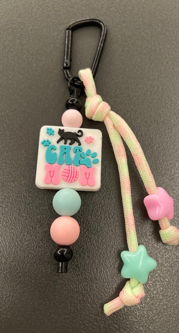 Pastel Boncuklu Pembe Grunge Anahtarlık - Görsel 3