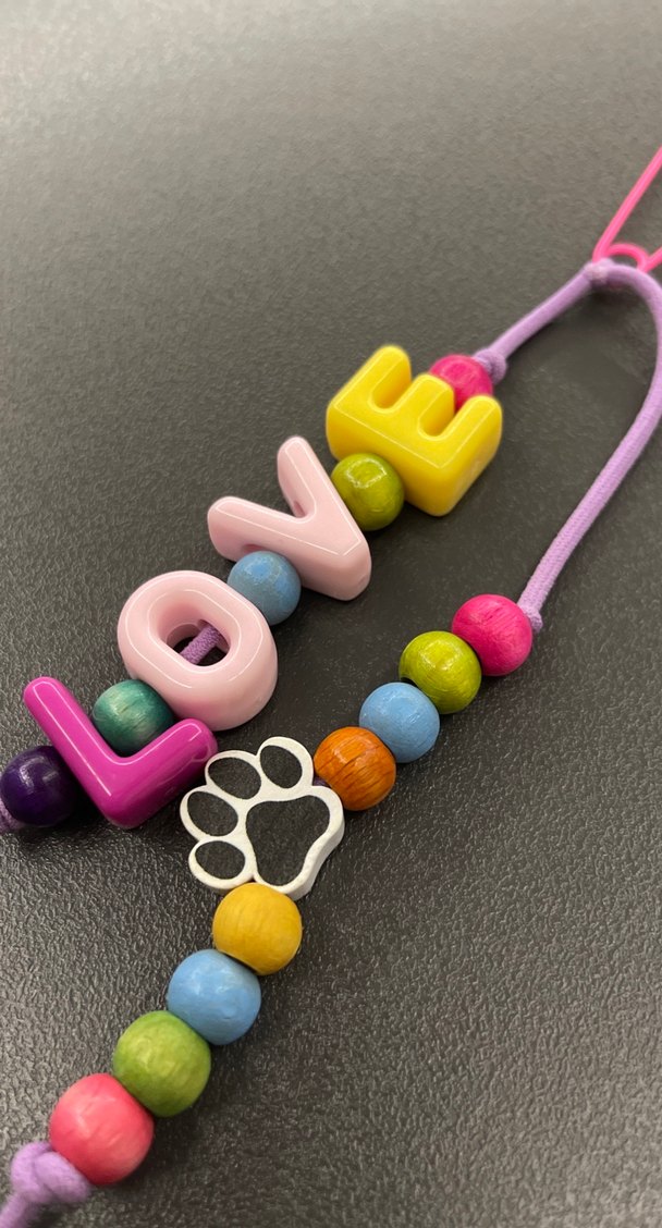 Renkli "LOVE" Yazılı Köpek Aksesuarı - Görsel 2