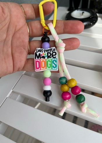 Renkli Boncuklu Kadın Anahtarlık - Görsel 2