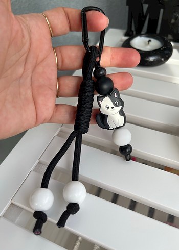 Siyah Boncuklu Kedi Figürlü Anahtarlık - Görsel 2