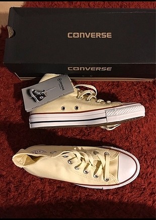 Converse Yeni etiketli 